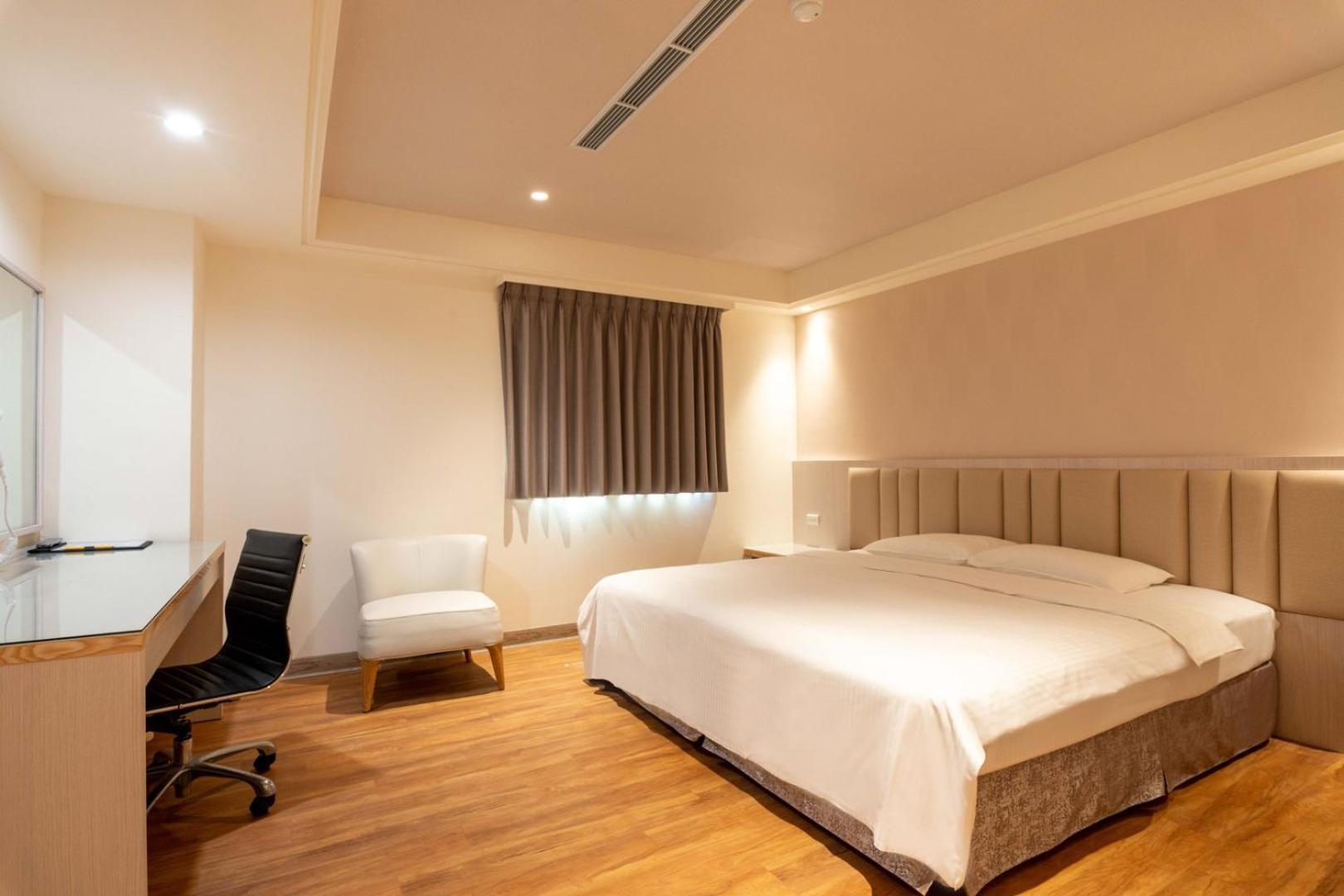 The Cloud Hotel Zhubei Exterior photo